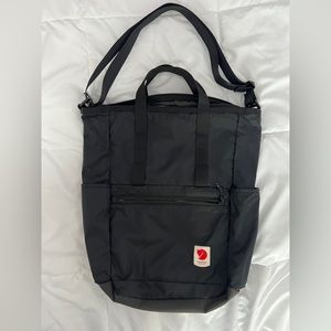 FJALLRAVEN NEW WITH OUT TAGS HIGH COAST TOTEBAG